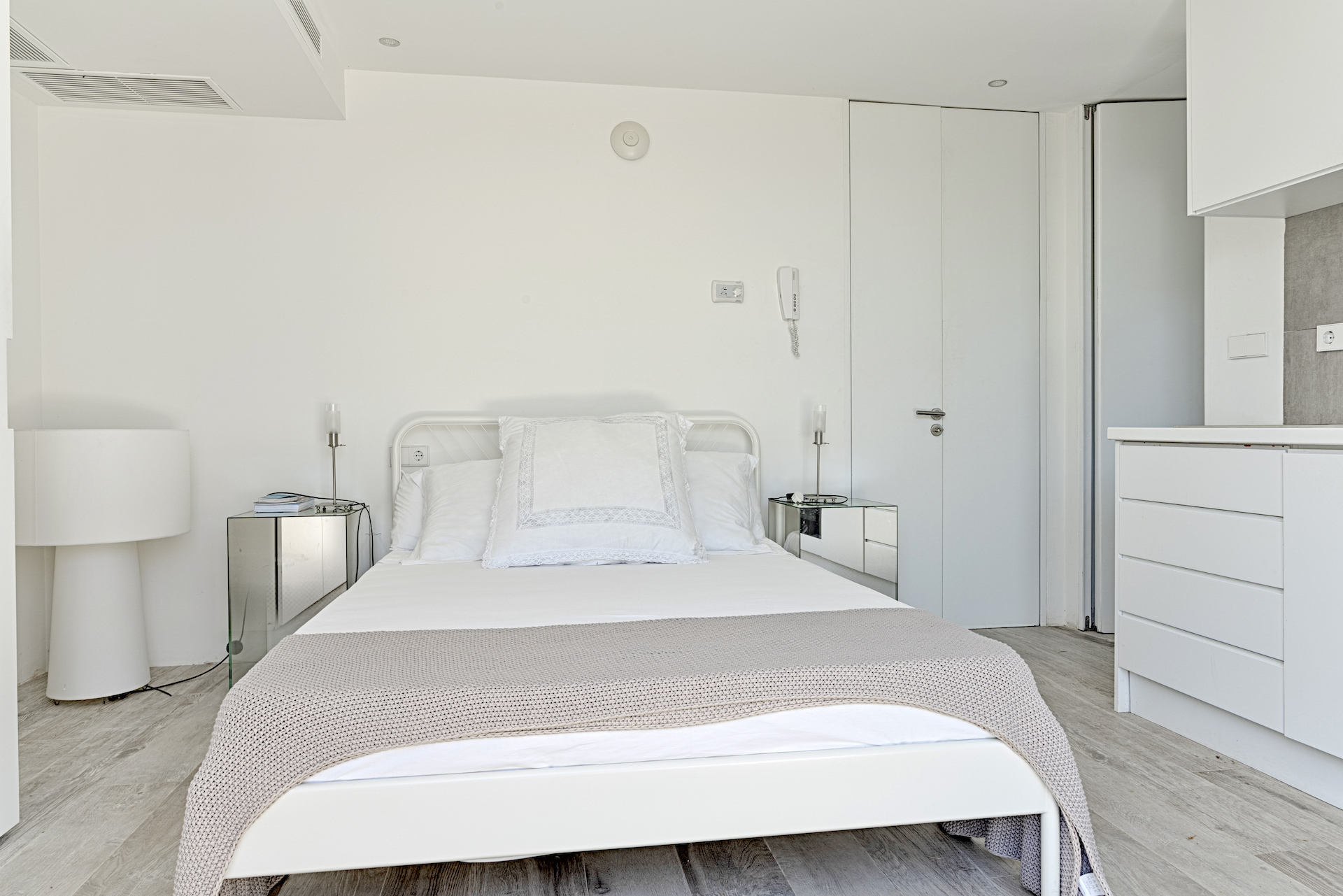 Resa Estates Ibiza villa rental skyhigh house bedroom 2.jpg